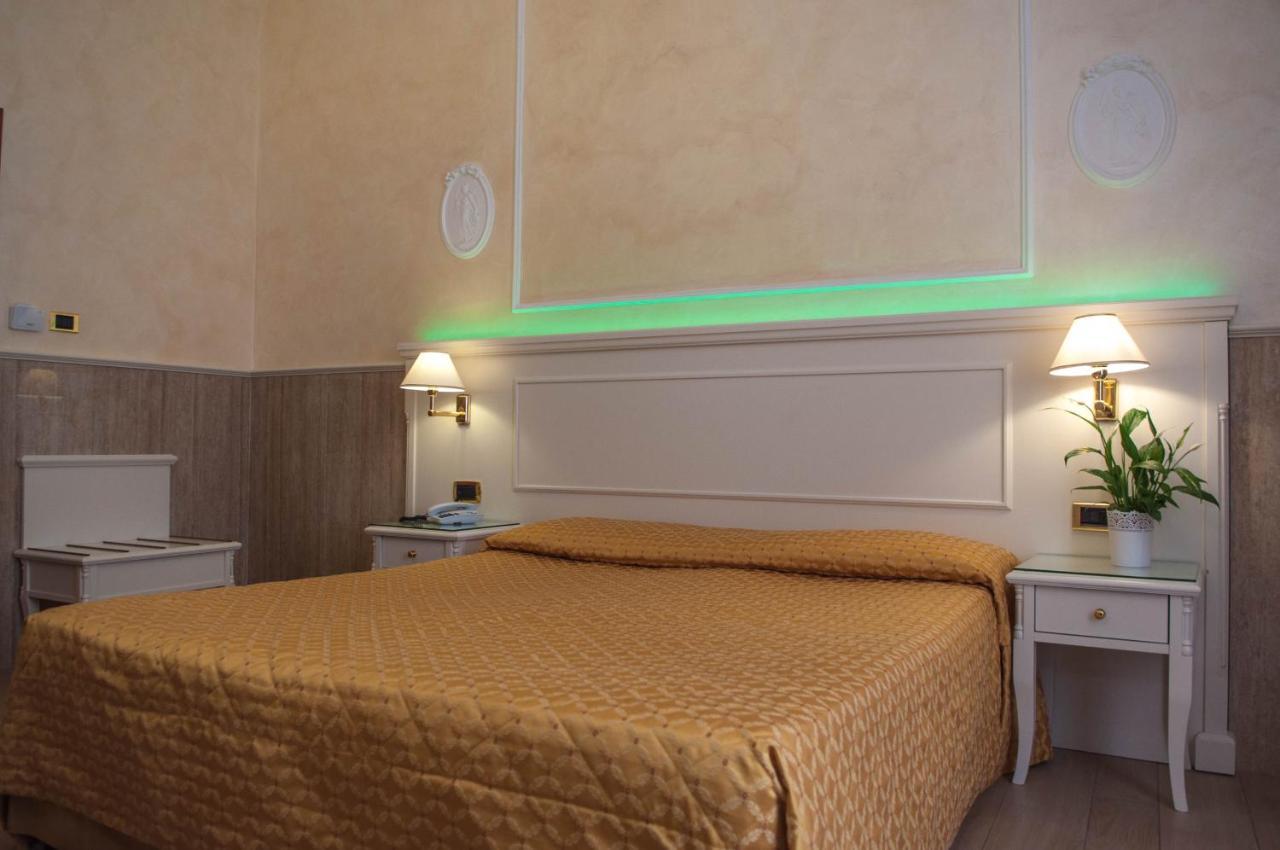 רומא Hotel Palladium Palace מראה חיצוני תמונה