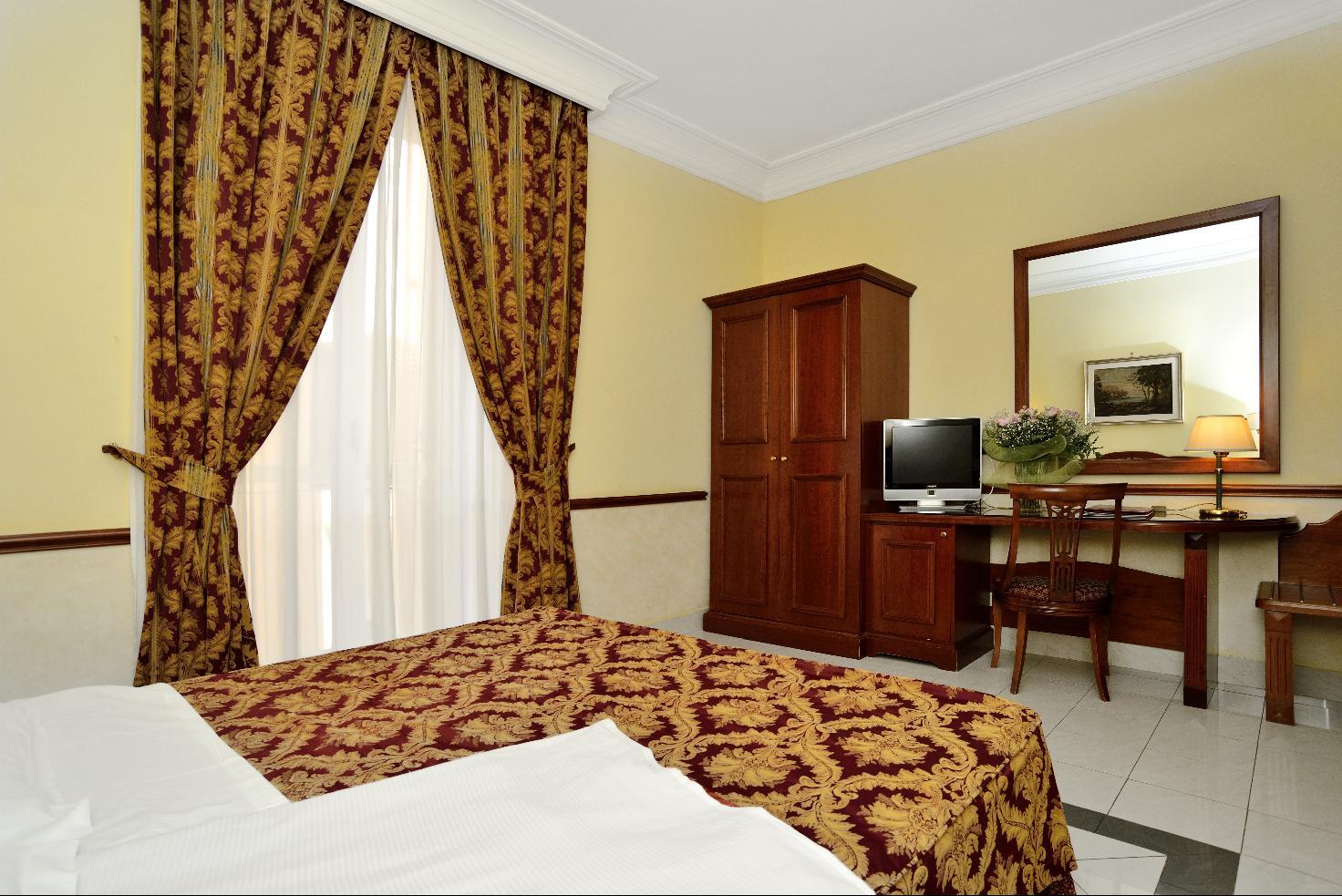 רומא Hotel Palladium Palace מראה חיצוני תמונה