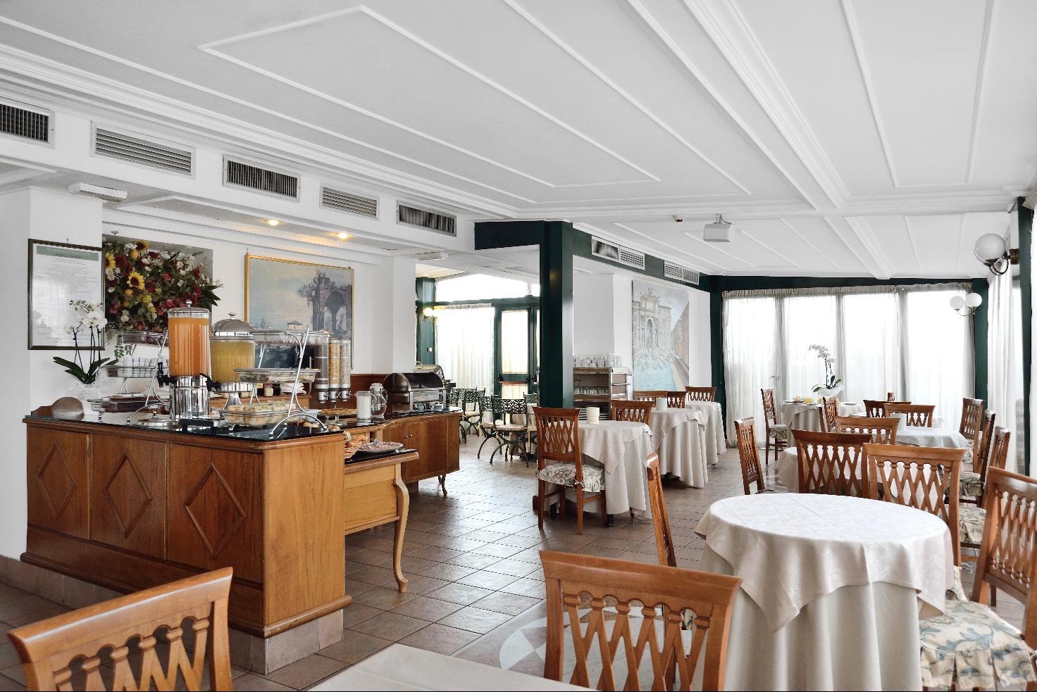 רומא Hotel Palladium Palace מראה חיצוני תמונה