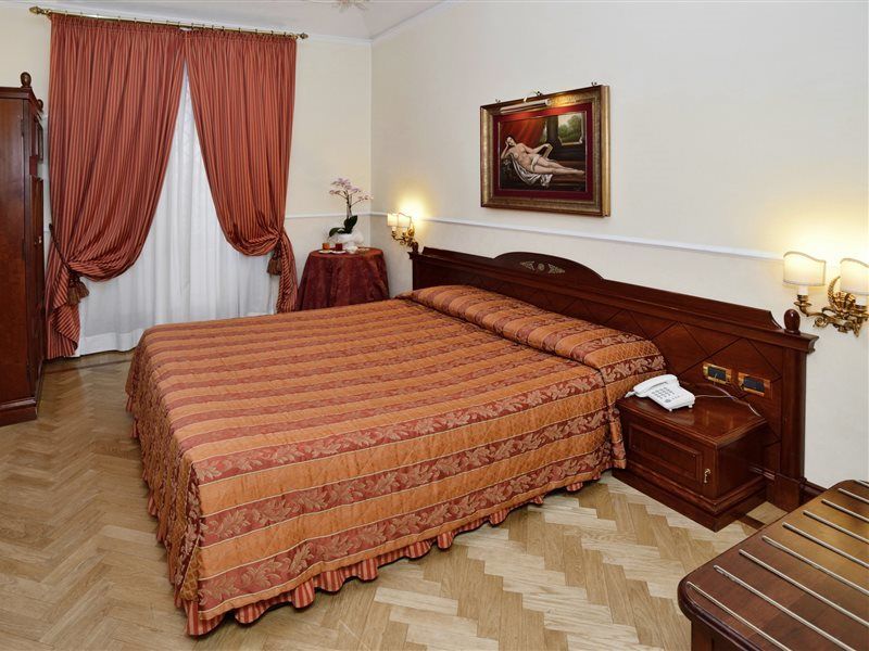 רומא Hotel Palladium Palace מראה חיצוני תמונה